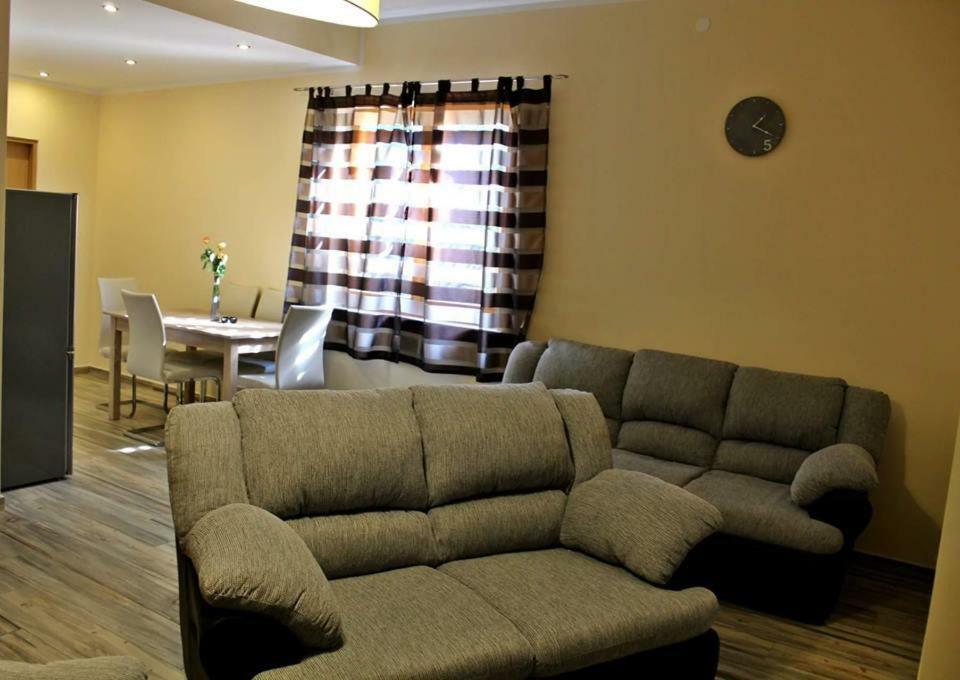 Apartments Klaudija بولا المظهر الخارجي الصورة