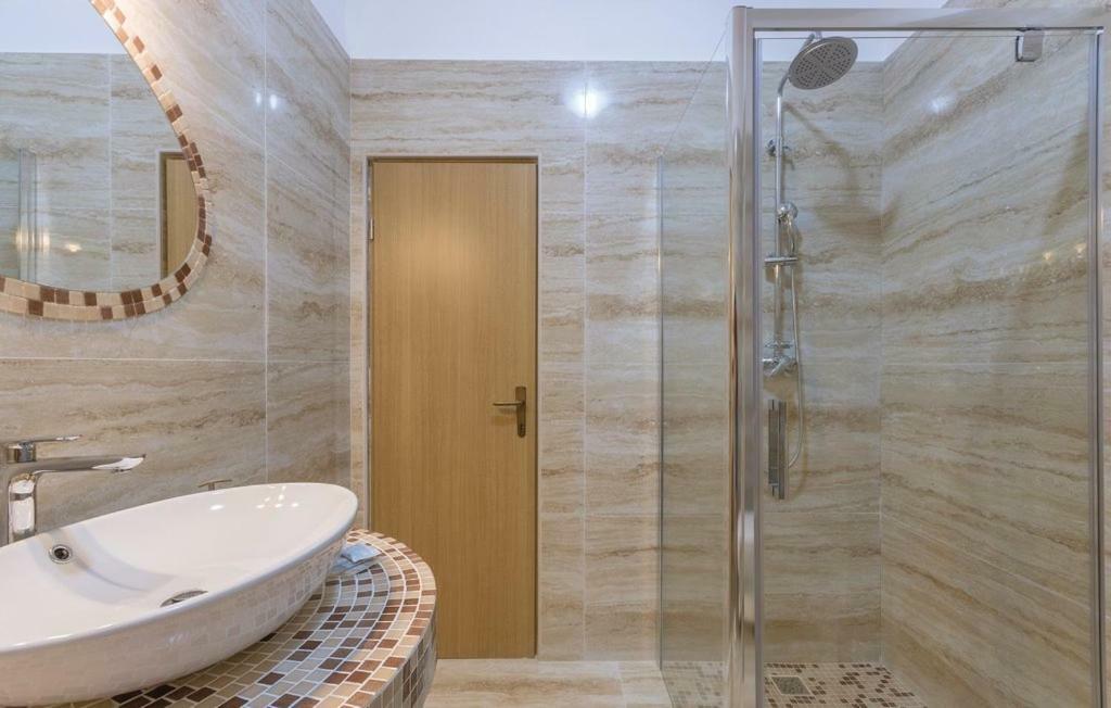 Apartments Klaudija بولا المظهر الخارجي الصورة